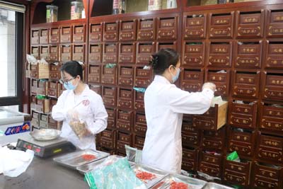 重庆中医馆|为什么越来越多的人选择中医治疗?