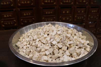御和堂坚持更好地发挥中医优势,克服世界癌症问题